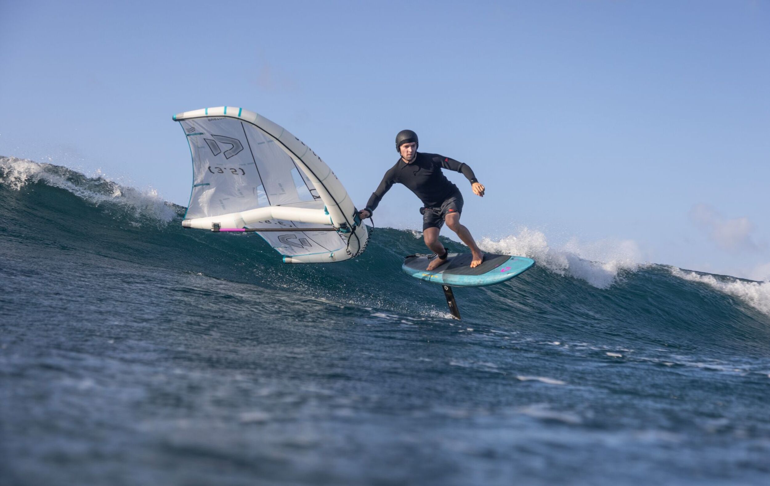 Planche de wingfoil Duotone Skybrid SLS