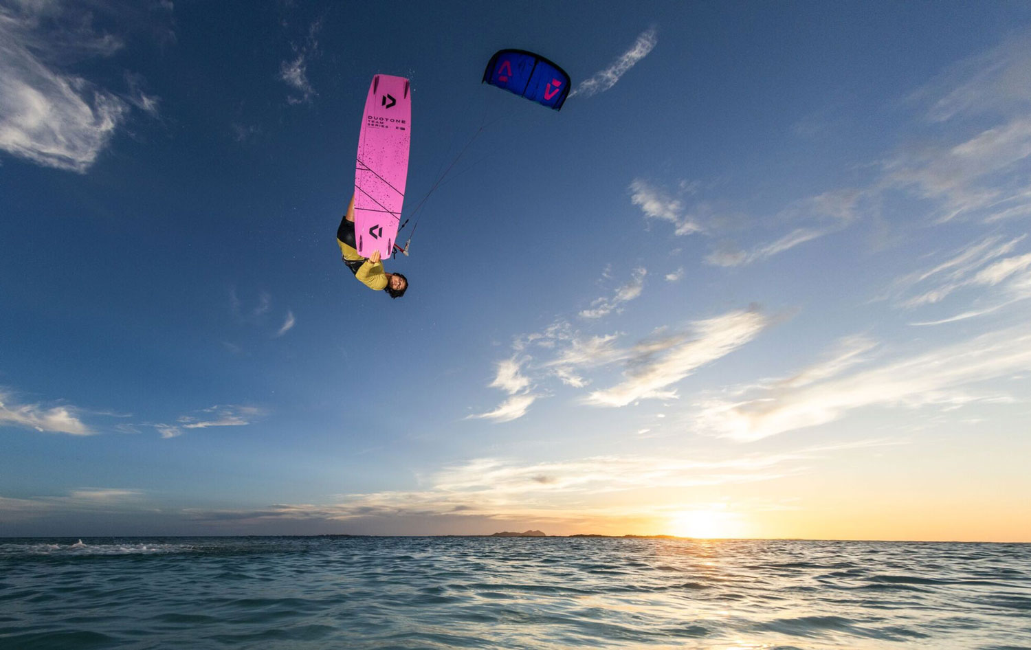 Twintip Duotone Team Series Freestyle SLS 2025